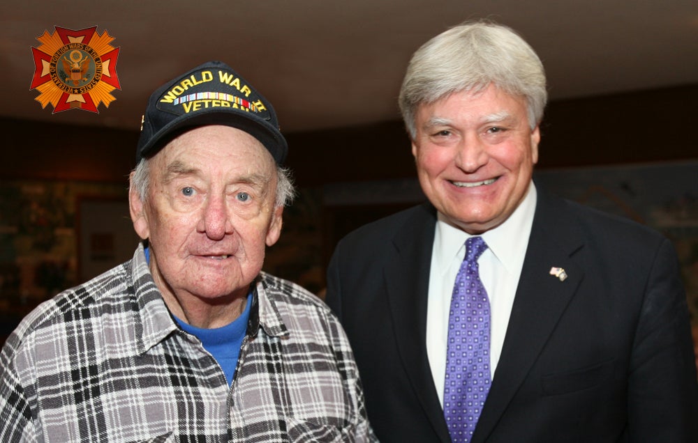 Senator Nozzolio speaks at the Moravia VFW Post 7127 Veterans Day